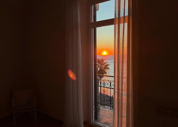 Casamare Di Carla Savona